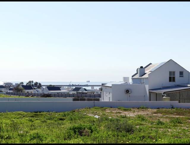 LAND FOR SALE IN HARBOUR LIGHTS